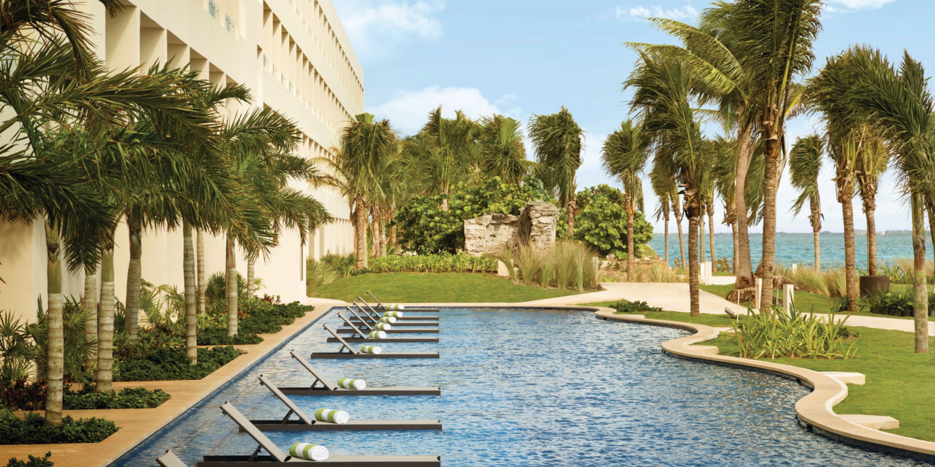 Hyatt Ziva Cancun Swim Out Rooms